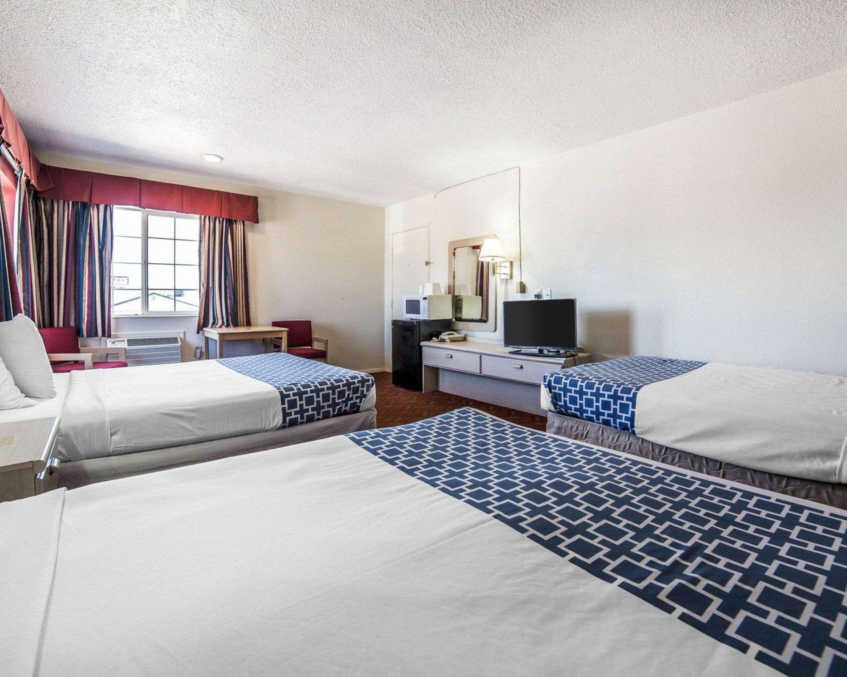 Econo Lodge Fallon Naval Air Station Area Εξωτερικό φωτογραφία