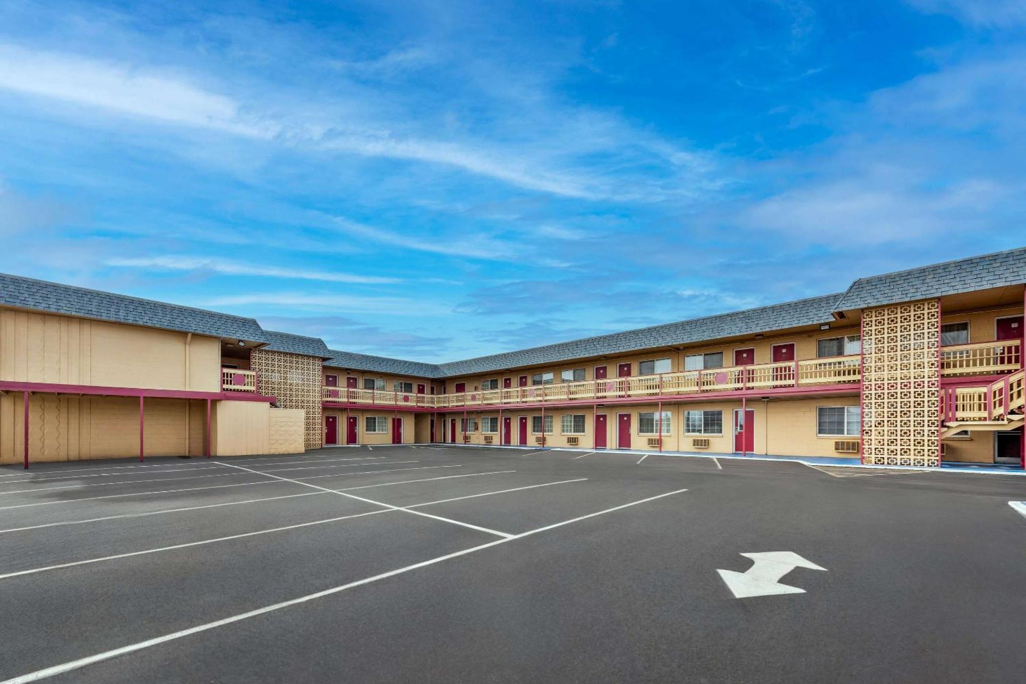 Econo Lodge Fallon Naval Air Station Area Εξωτερικό φωτογραφία