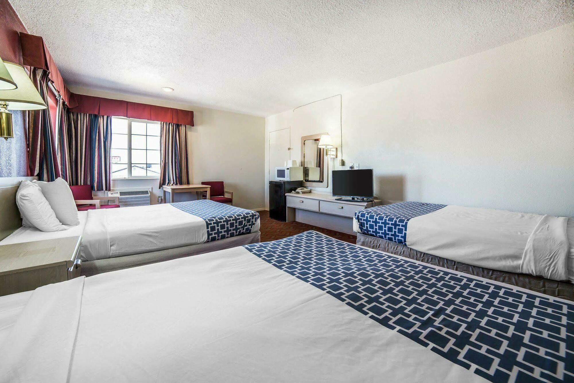Econo Lodge Fallon Naval Air Station Area Εξωτερικό φωτογραφία